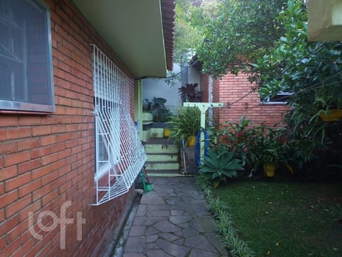 Image 45 - 230110